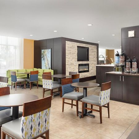 Comfort Suites Lake City Buitenkant foto