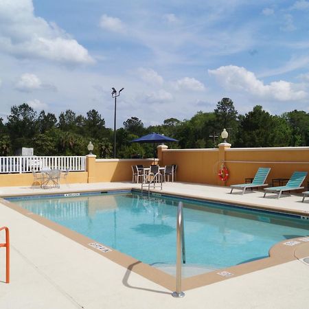 Comfort Suites Lake City Buitenkant foto