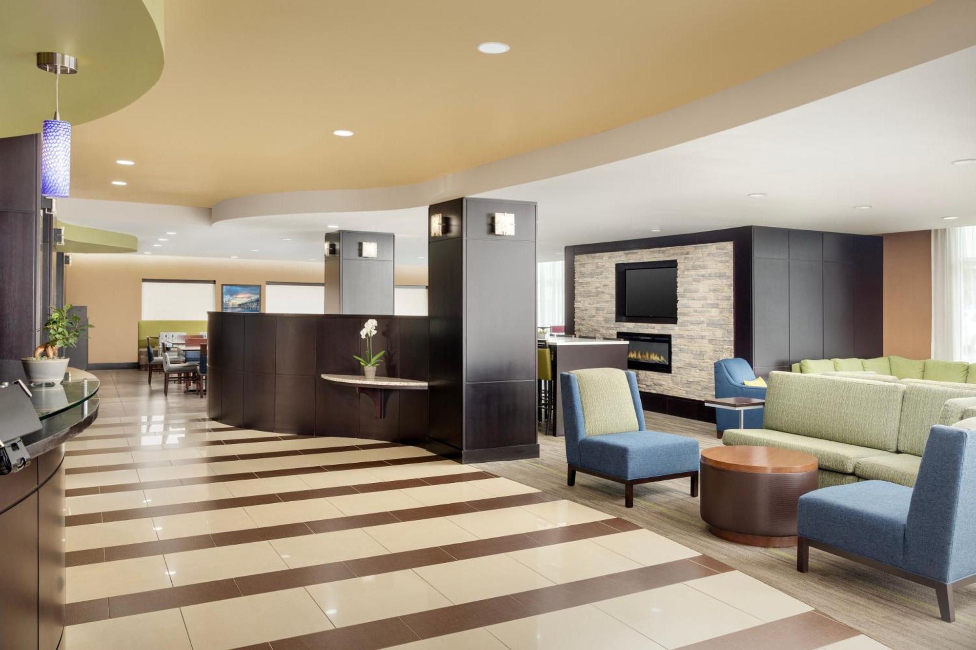 Comfort Suites Lake City Buitenkant foto