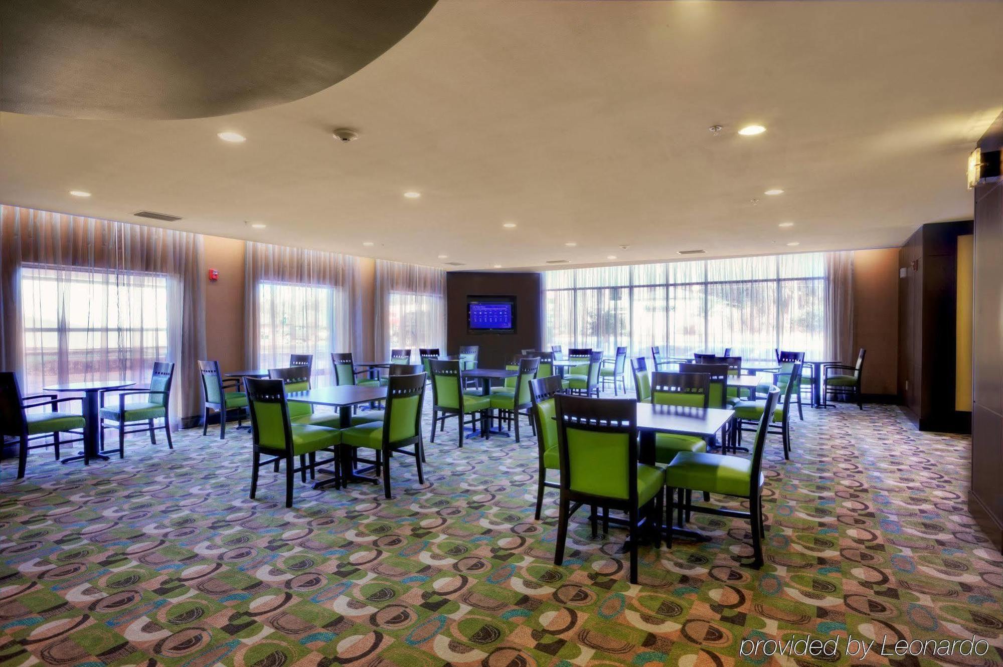 Comfort Suites Lake City Restaurant foto